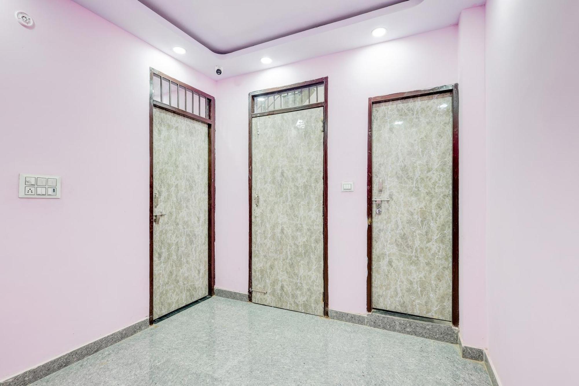 Hotel O Govind Residency New Delhi Extérieur photo